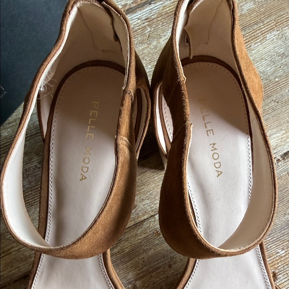 Pelle Moda Tan Suede Block Heels - Picture 6 of 16